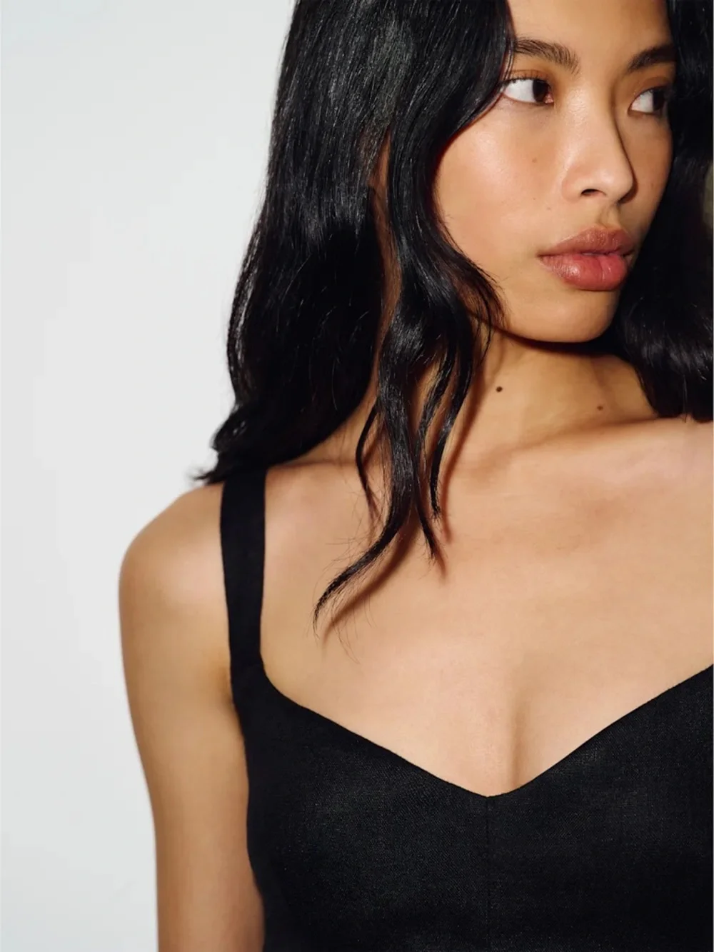 NEW Reformation Birdie Linen Sleeveless Midi Dress Black US 0 UK 4 - Picture 3 of 14